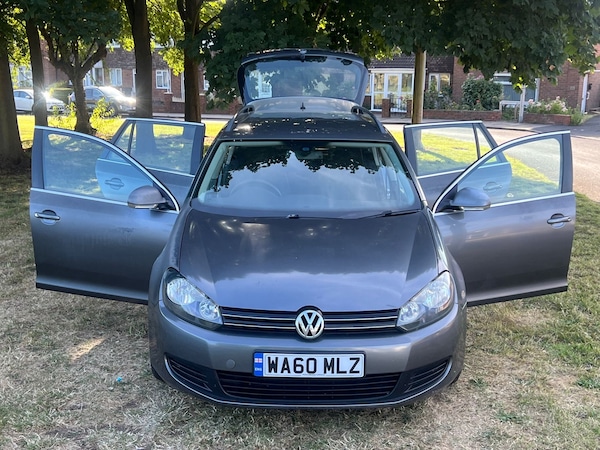 Used Volkswagen Golf 2010 for sale - 76180068: Photo 37