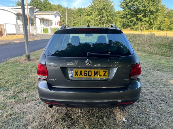 Used Volkswagen Golf 2010 for sale - 76180068: Photo 7