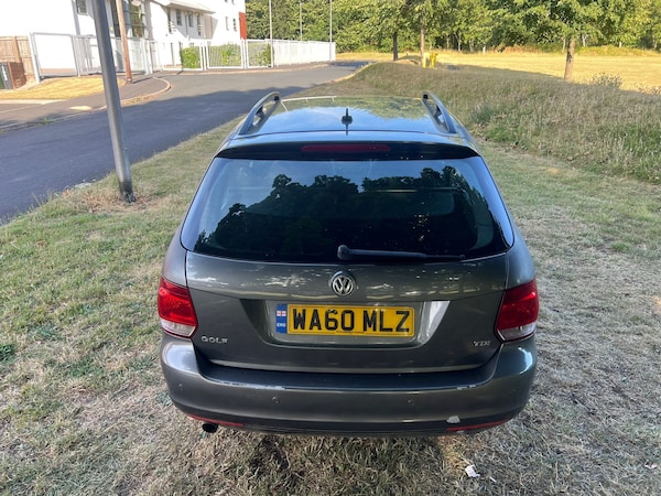 Used Volkswagen Golf 2010 for sale - 76180068: Photo 8