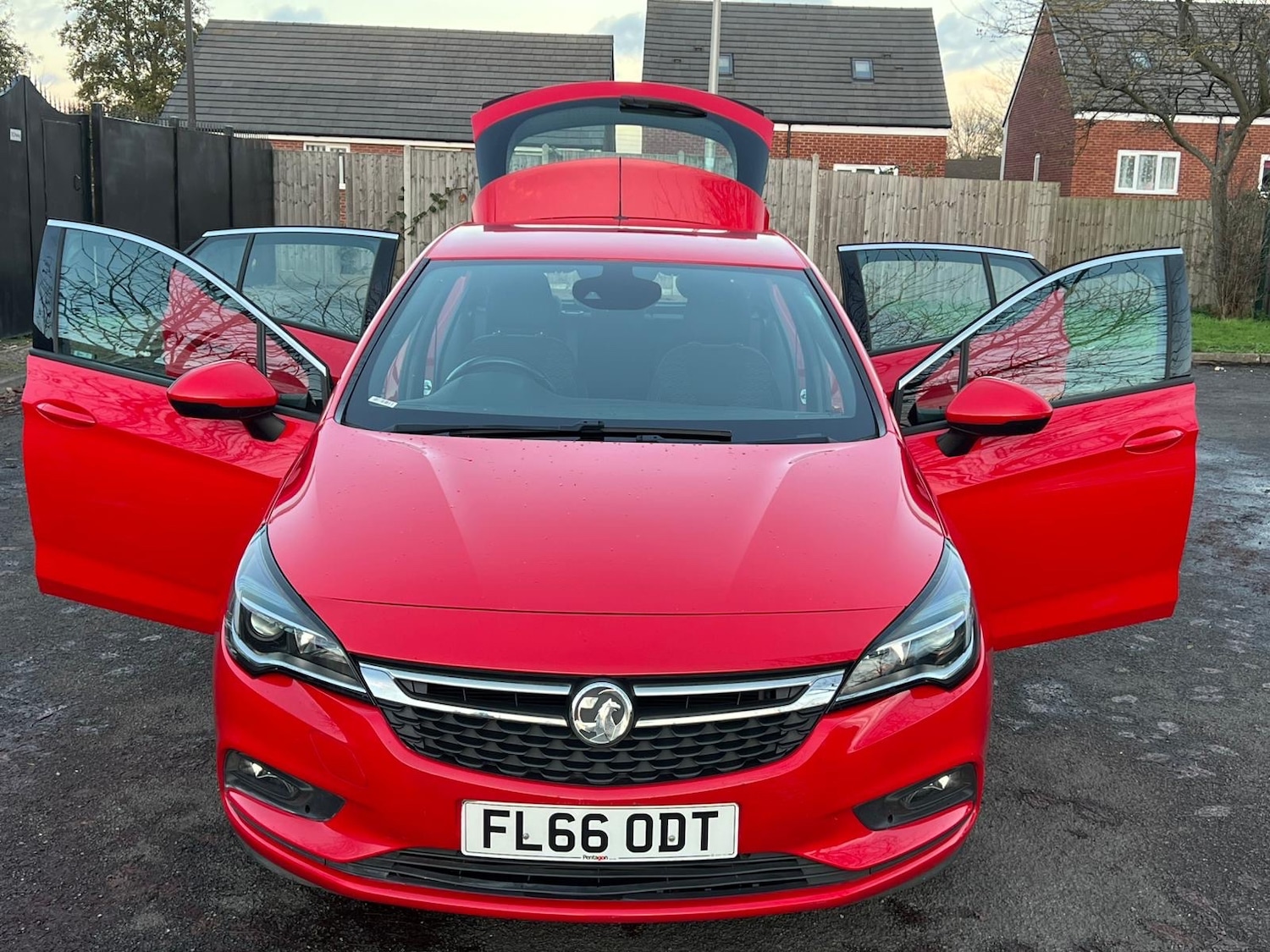 Used Vauxhall Astra 2016 for sale - 76669898: Photo 3