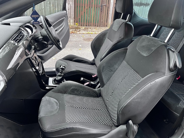 Used Citroen DS3 2011 for sale - 76241011: Photo 4