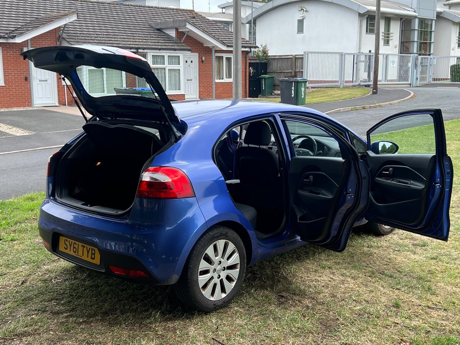 Used Kia Rio 2011 for sale - 76667851: Photo 16