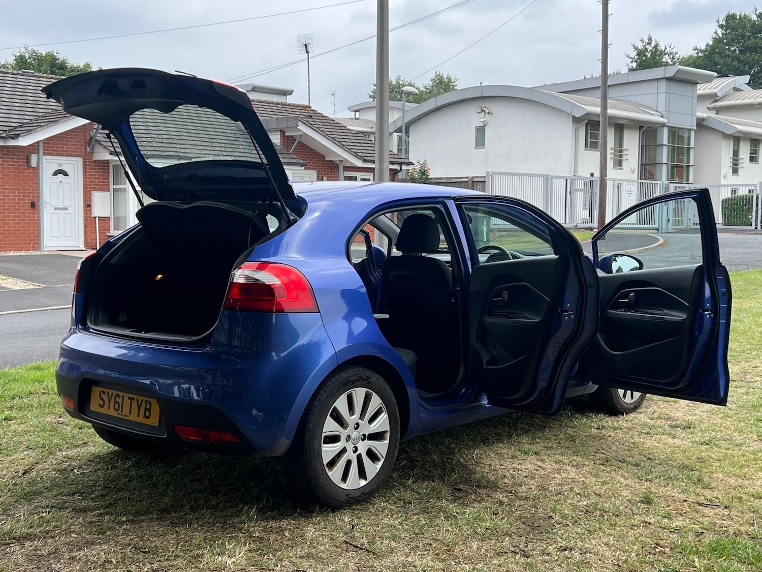 Used Kia Rio 2011 for sale - 76667851: Photo 24