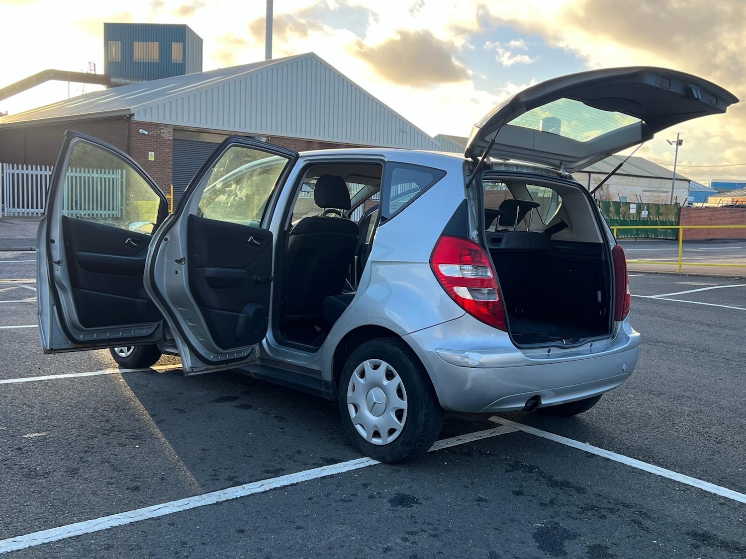 Used Mercedes-Benz A-Class 2006 for sale - 76634720: Photo 37