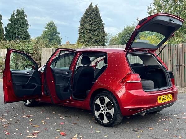 Used Volkswagen Golf 2015 for sale - 76176040: Photo 16