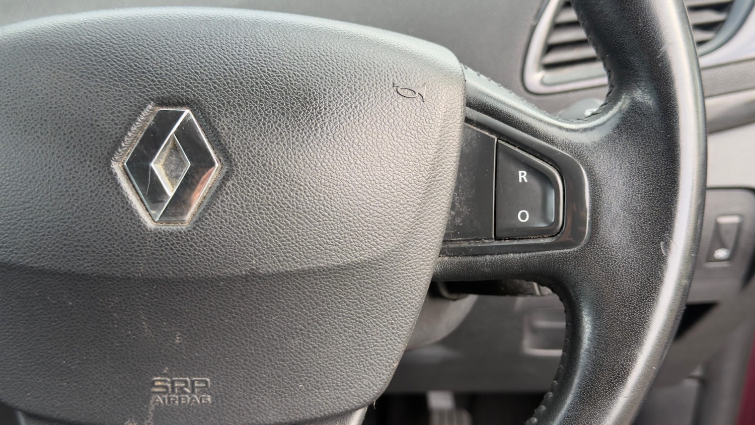 Used Renault Grand Scenic 2014 for sale - 78133890: Photo 15