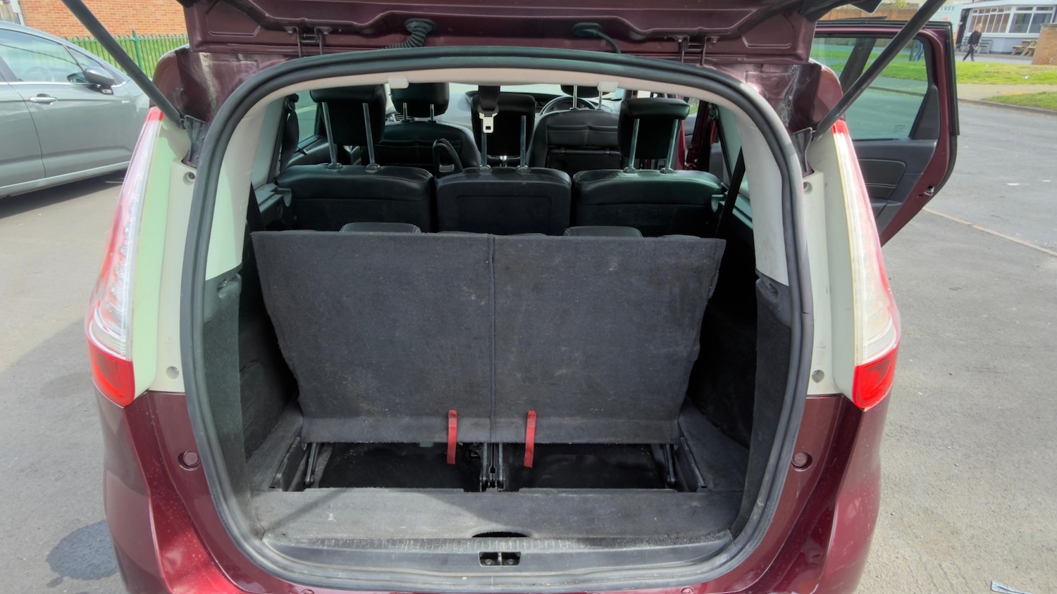 Used Renault Grand Scenic 2014 for sale - 78133890: Photo 27