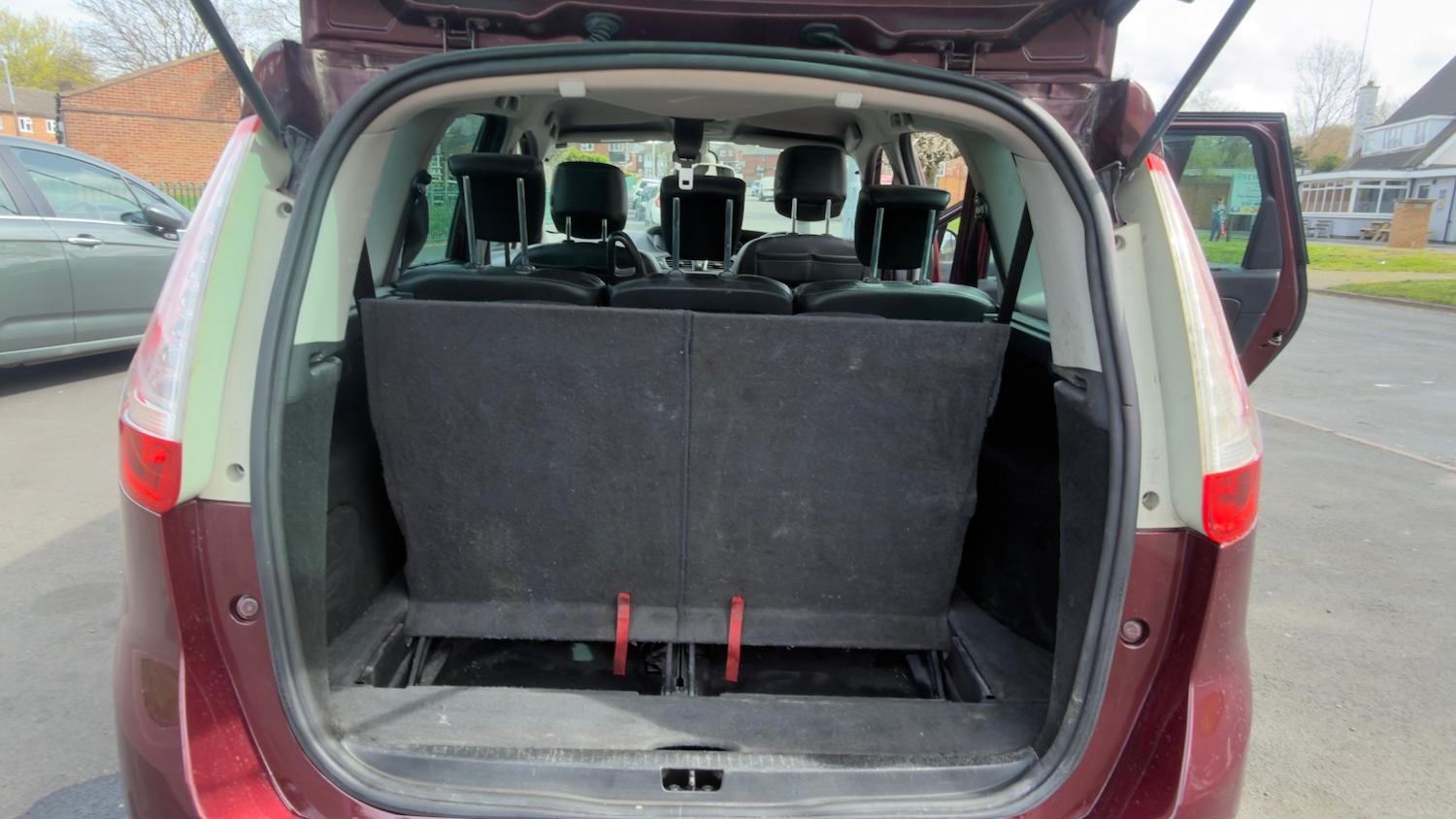 Used Renault Grand Scenic 2014 for sale - 78133890: Photo 28