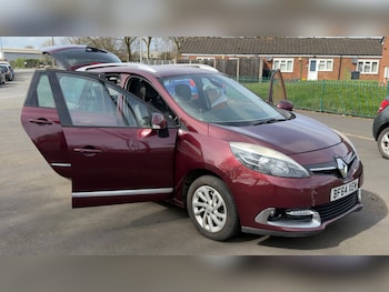 Used Renault Grand Scenic 2014 for sale - 78133890: Photo