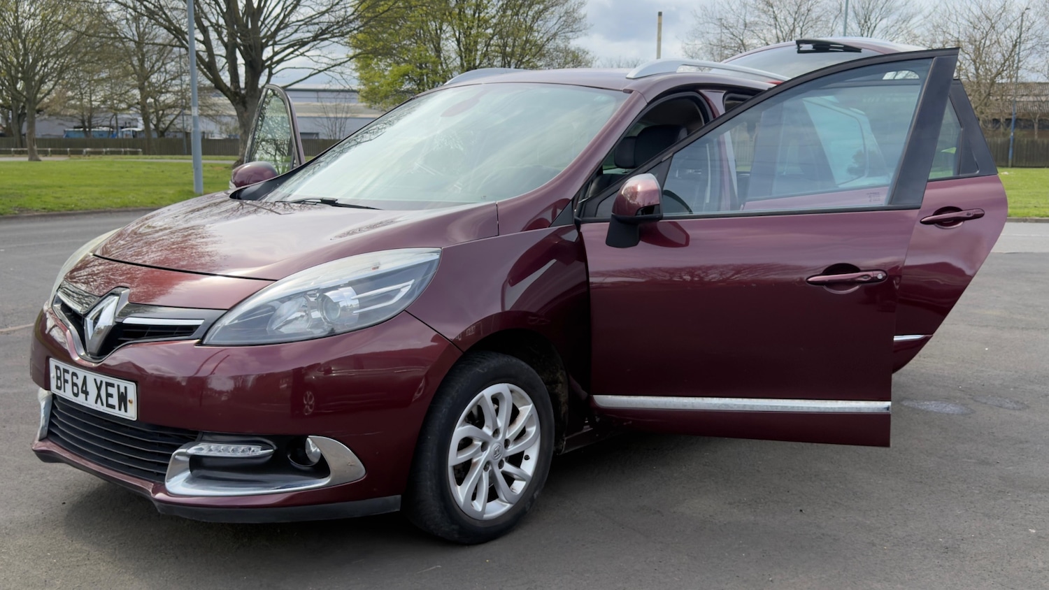 Used Renault Grand Scenic 2014 for sale - 78133890: Photo 3