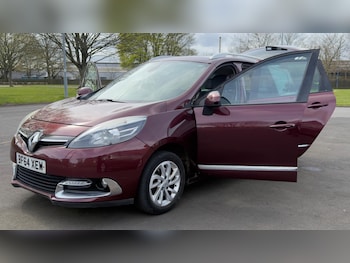 Used Renault Grand Scenic 2014 for sale - 78133890: Photo