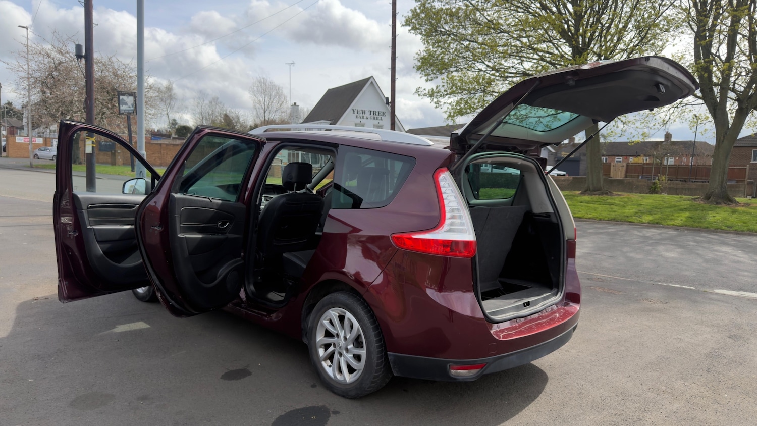 Used Renault Grand Scenic 2014 for sale - 78133890: Photo 8