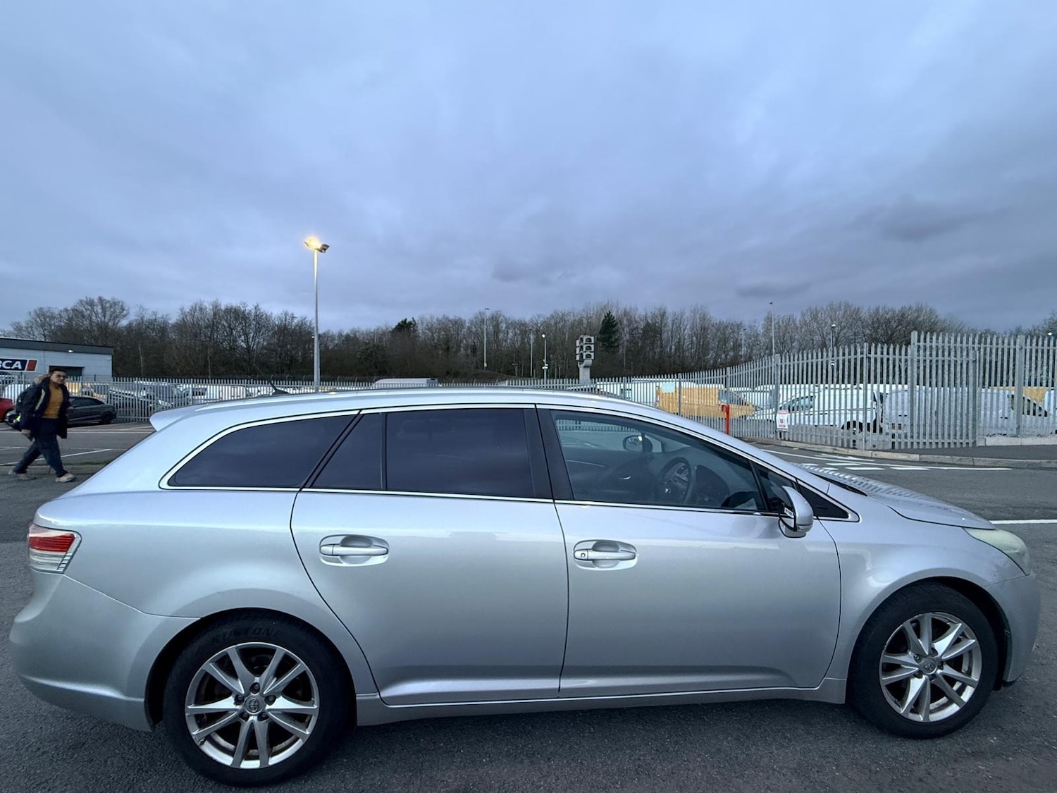 Used Toyota Avensis 2011 for sale - 77638057: Photo 10