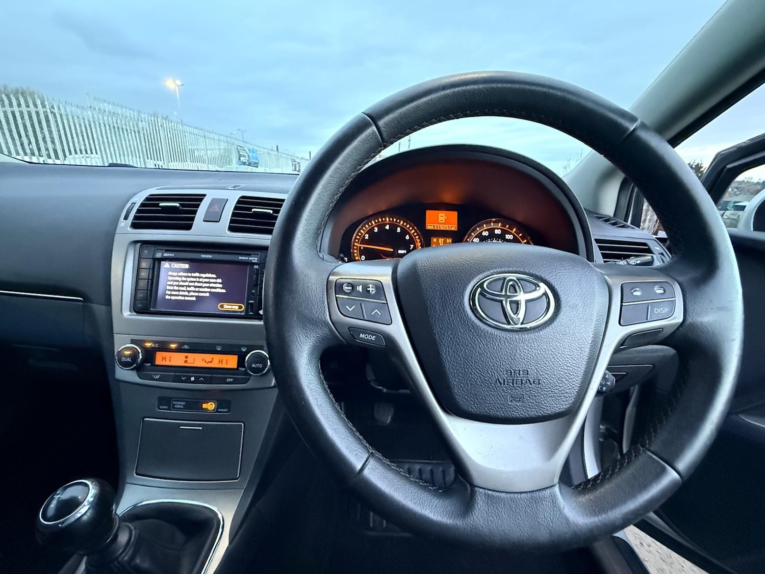 Used Toyota Avensis 2011 for sale - 77638057: Photo 12