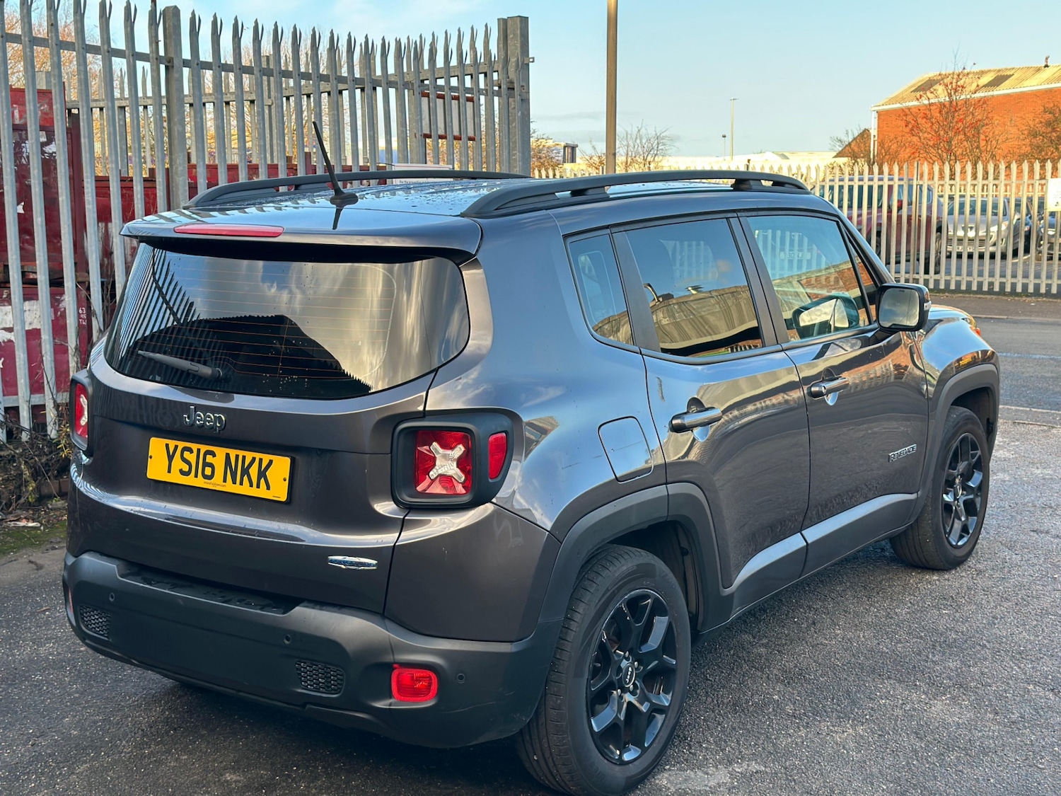 Used Jeep Renegade 2016 for sale - 76914014: Photo 27