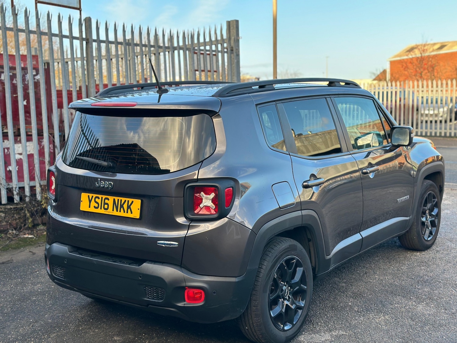 Used Jeep Renegade 2016 for sale - 76914014: Photo 30