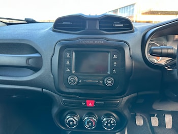 Used Jeep Renegade 2016 for sale - 76914014: Photo