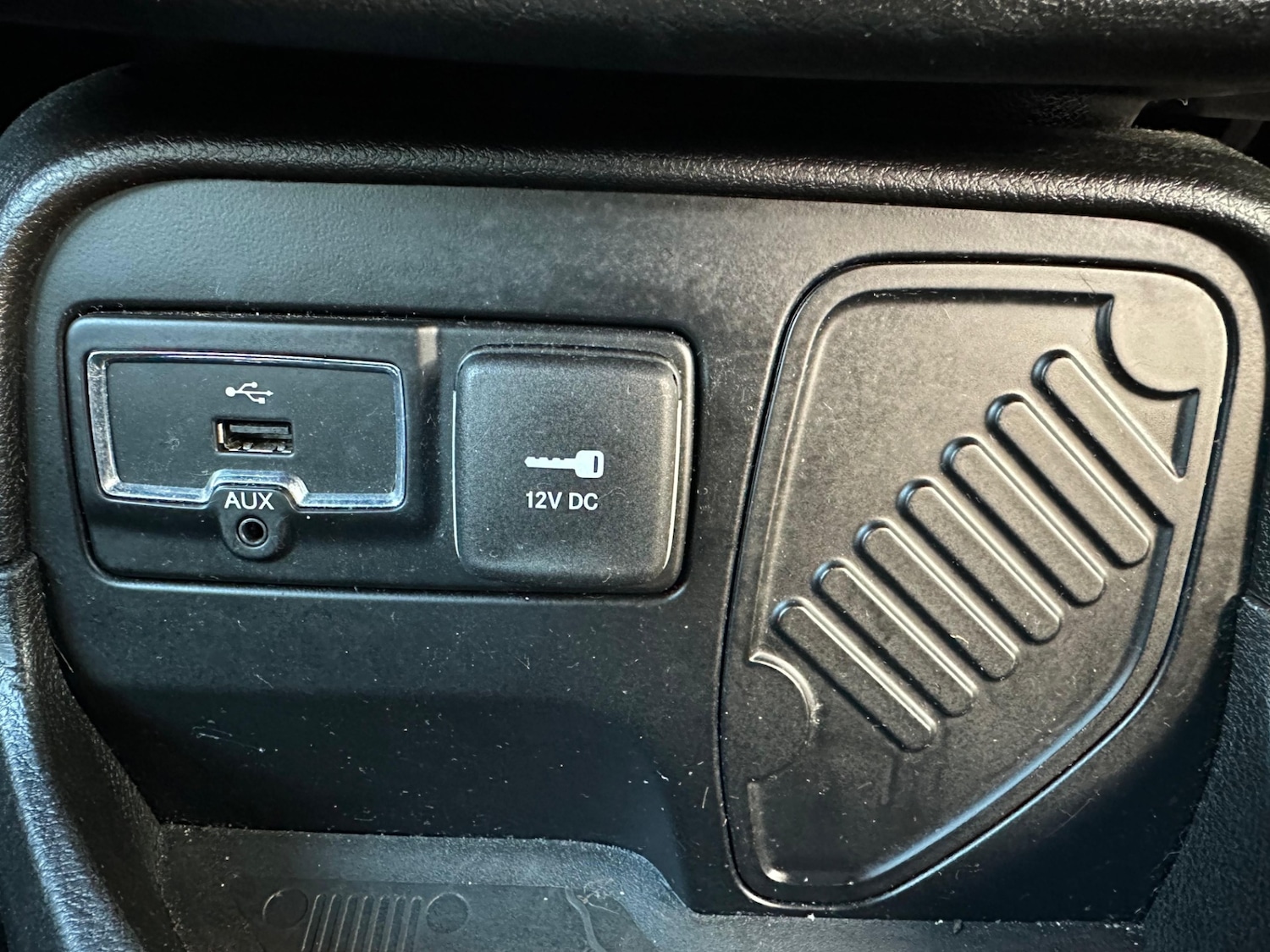 Used Jeep Renegade 2016 for sale - 76914014: Photo 6