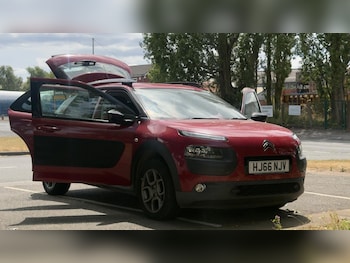Used Citroen C4 Cactus 2016 for sale - 79121048: Photo