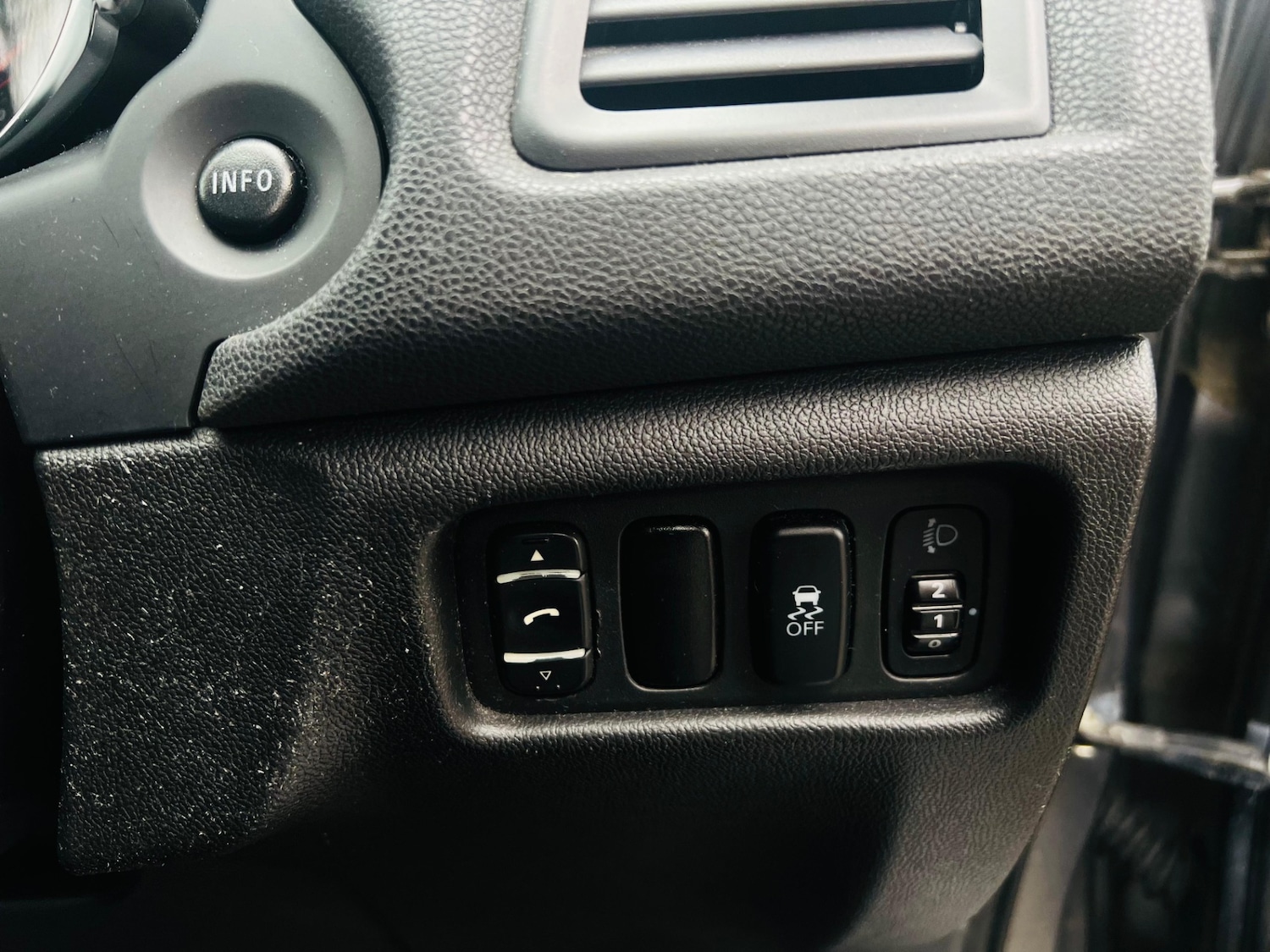 Used Mitsubishi ASX 2015 for sale - 77613618: Photo 42