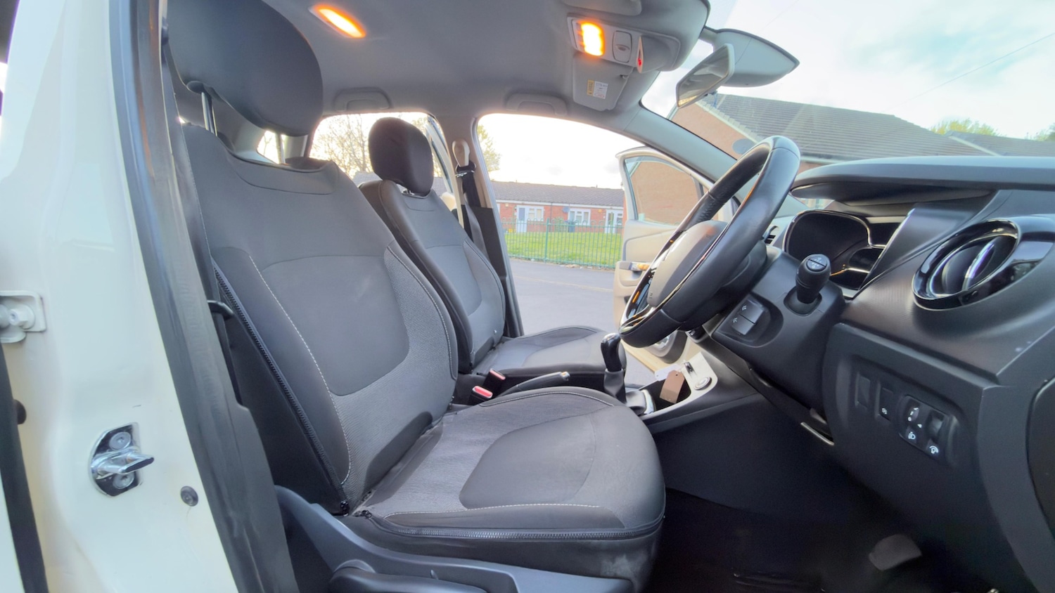 Used Volkswagen Transporter 2008 for sale - 78206023: Photo 9