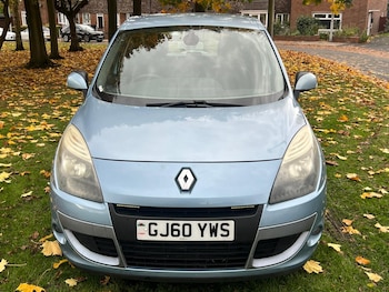Used Renault Scenic 2010 for sale - 76453128: Photo