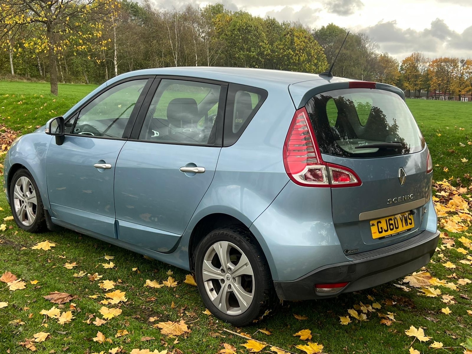 Used Renault Scenic 2010 for sale - 76453128: Photo 8