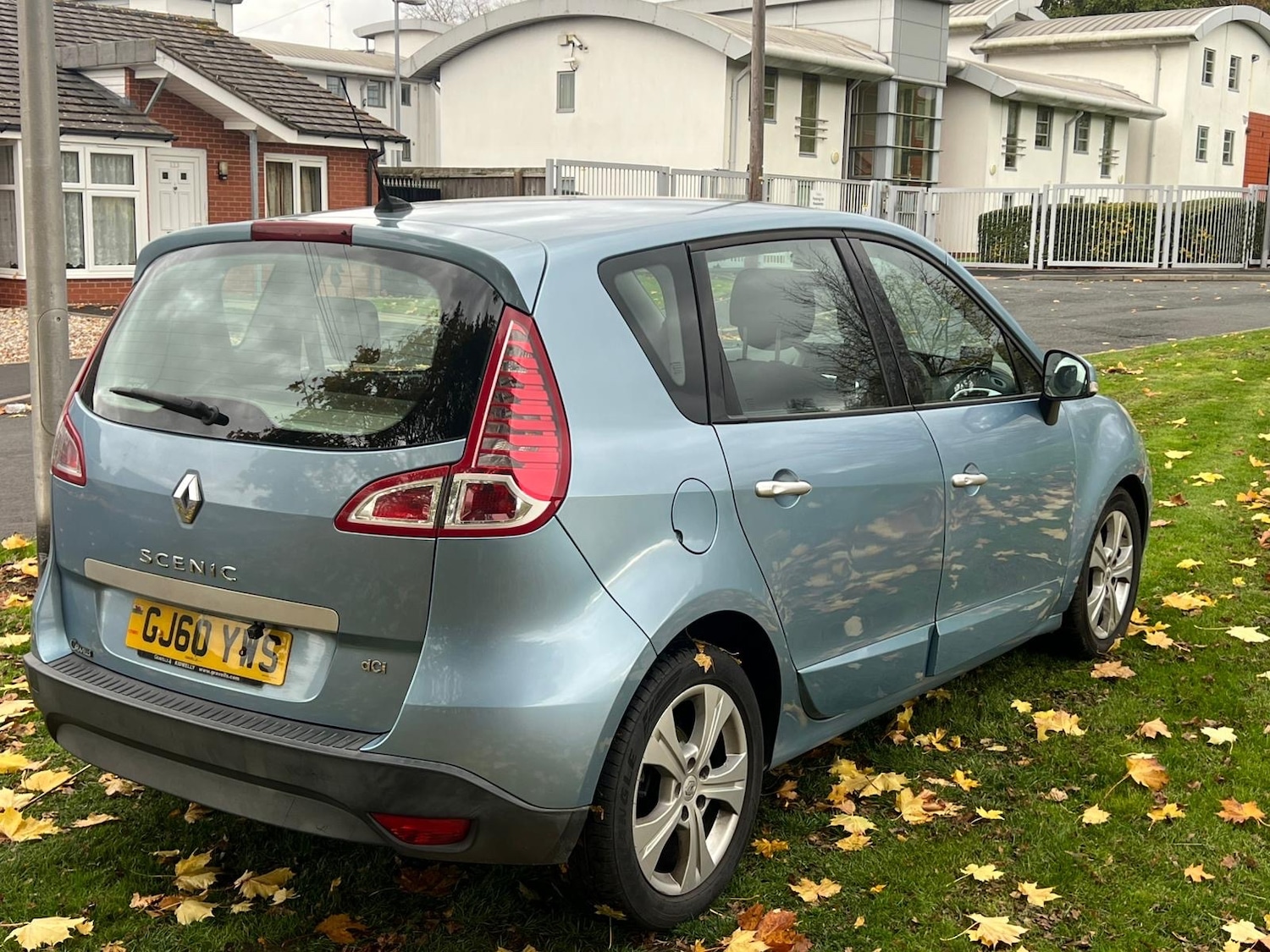 Used Renault Scenic 2010 for sale - 76453128: Photo 9