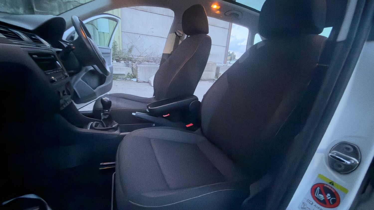 Used Vauxhall Astra 2018 for sale - 78171589: Photo 9