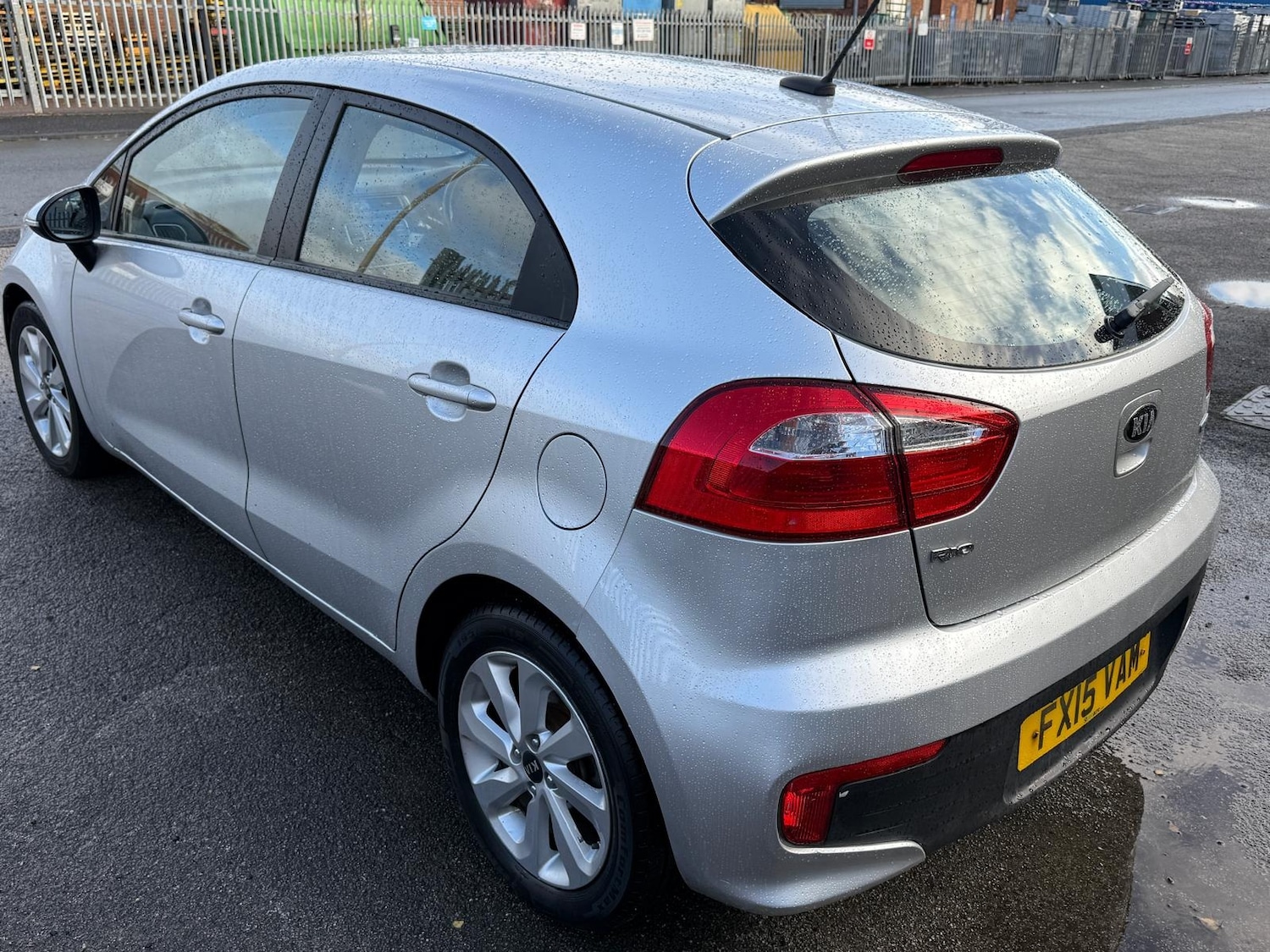 Used Kia Rio 2015 for sale - 76528672: Photo 2