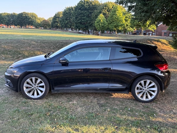 Used Volkswagen Scirocco 2011 for sale - 76176114: Photo 13