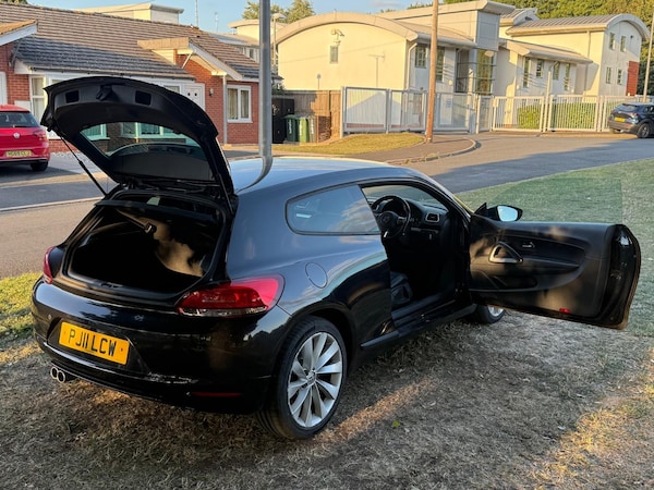 Used Volkswagen Scirocco 2011 for sale - 76176114: Photo 18