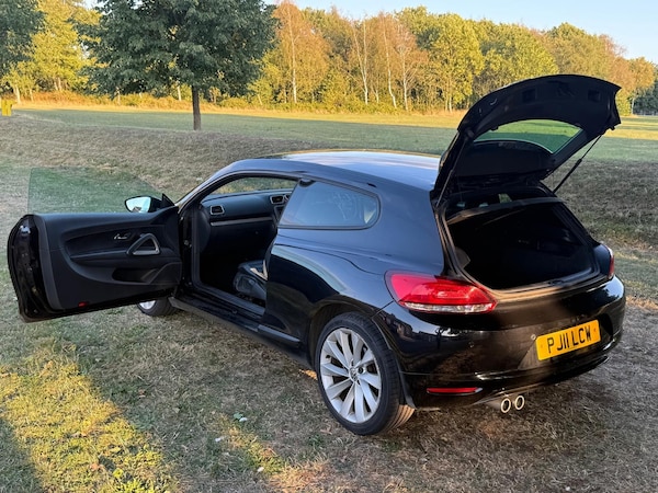 Used Volkswagen Scirocco 2011 for sale - 76176114: Photo 25