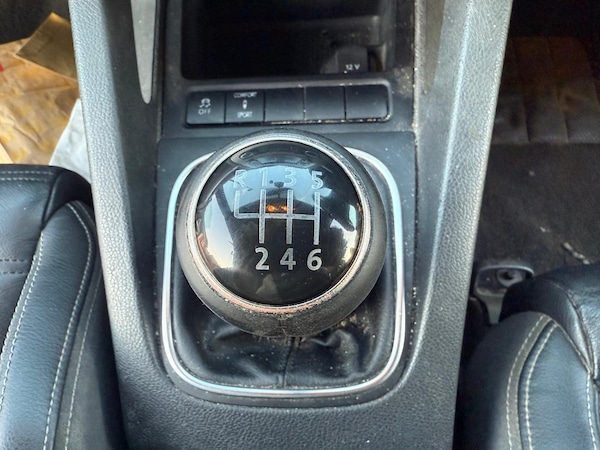 Used Volkswagen Scirocco 2011 for sale - 76176114: Photo 40