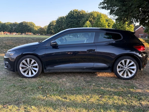 Used Volkswagen Scirocco 2011 for sale - 76176114: Photo 9