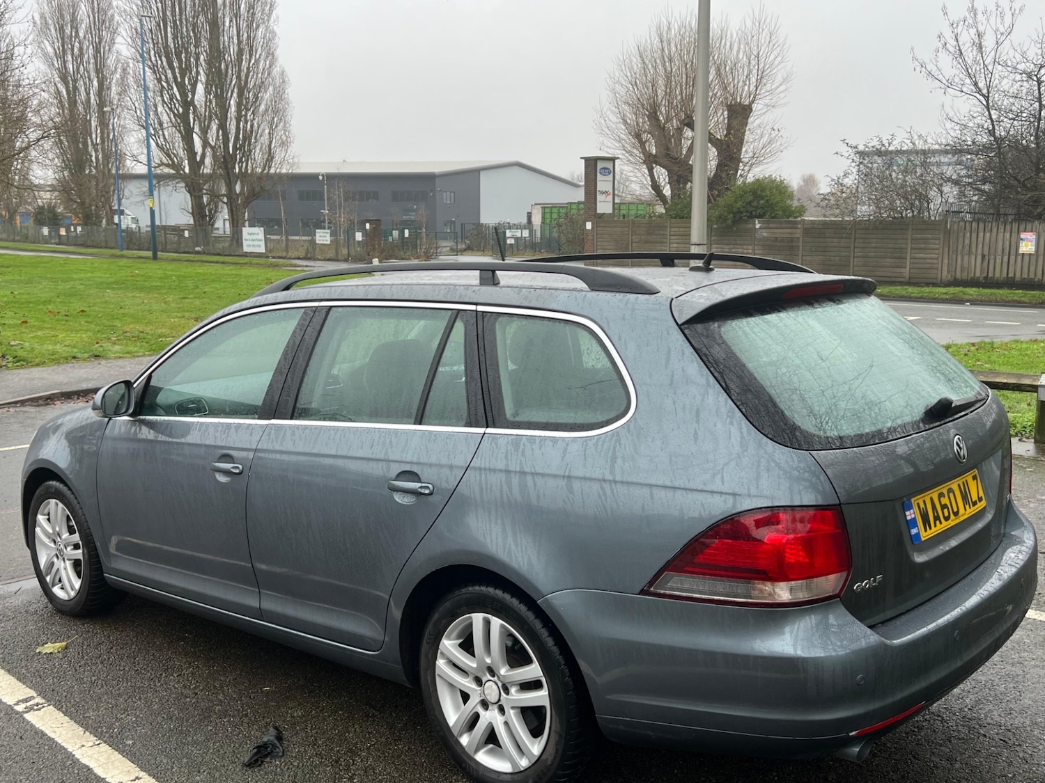 Used Volkswagen Golf 2010 for sale - 76875351: Photo 10