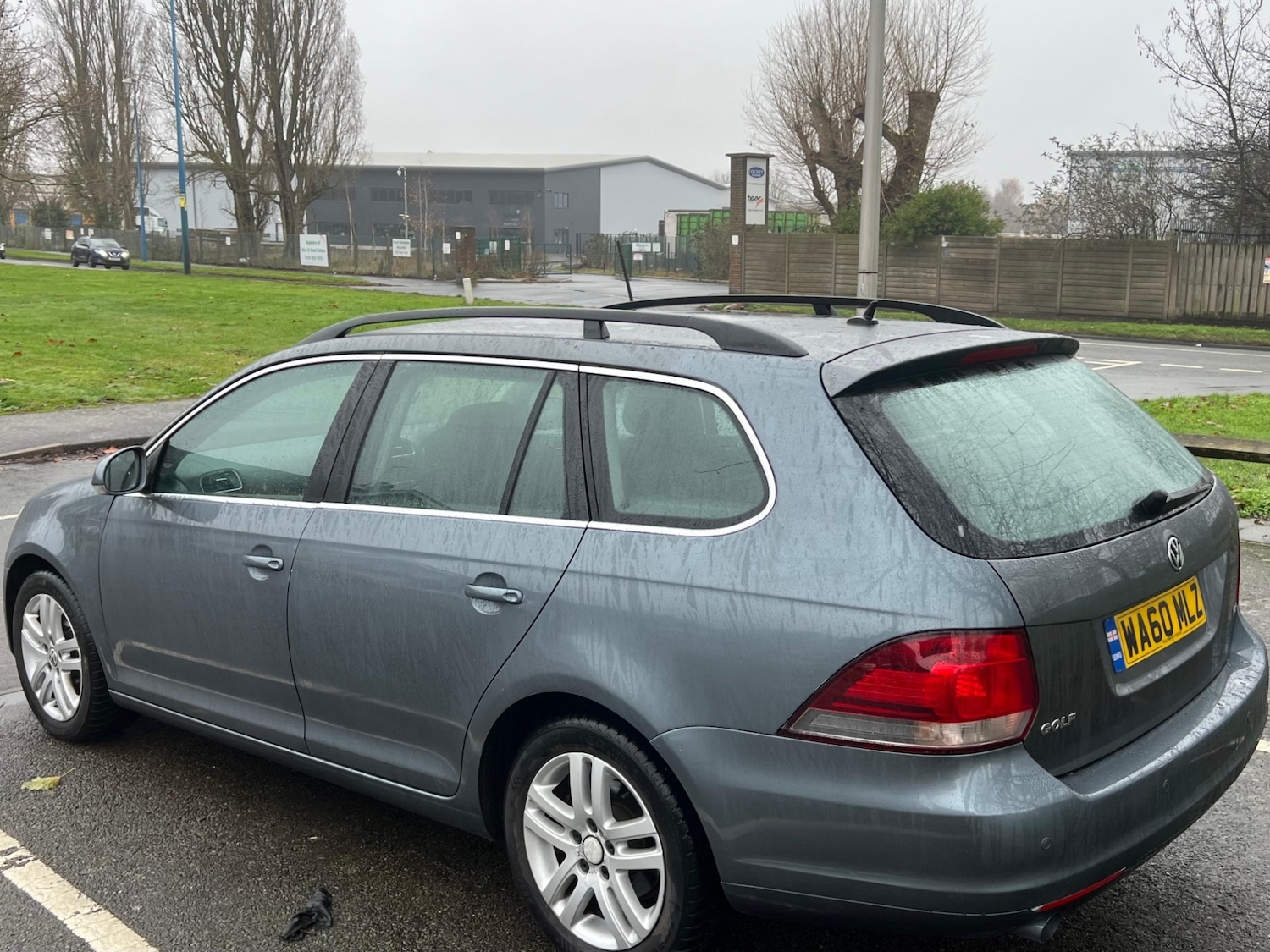 Used Volkswagen Golf 2010 for sale - 76875351: Photo 11