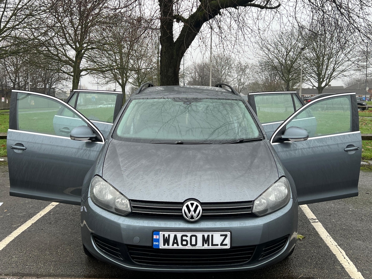 Used Volkswagen Golf 2010 for sale - 76875351: Photo 14