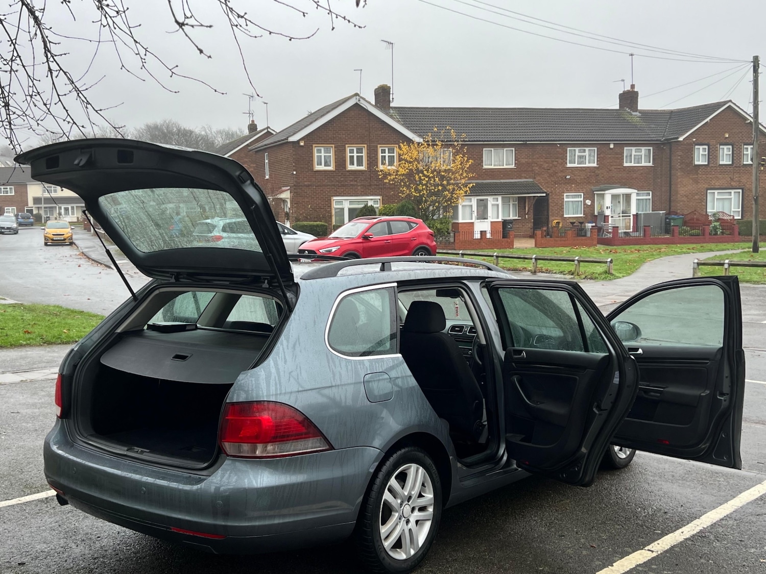 Used Volkswagen Golf 2010 for sale - 76875351: Photo 32