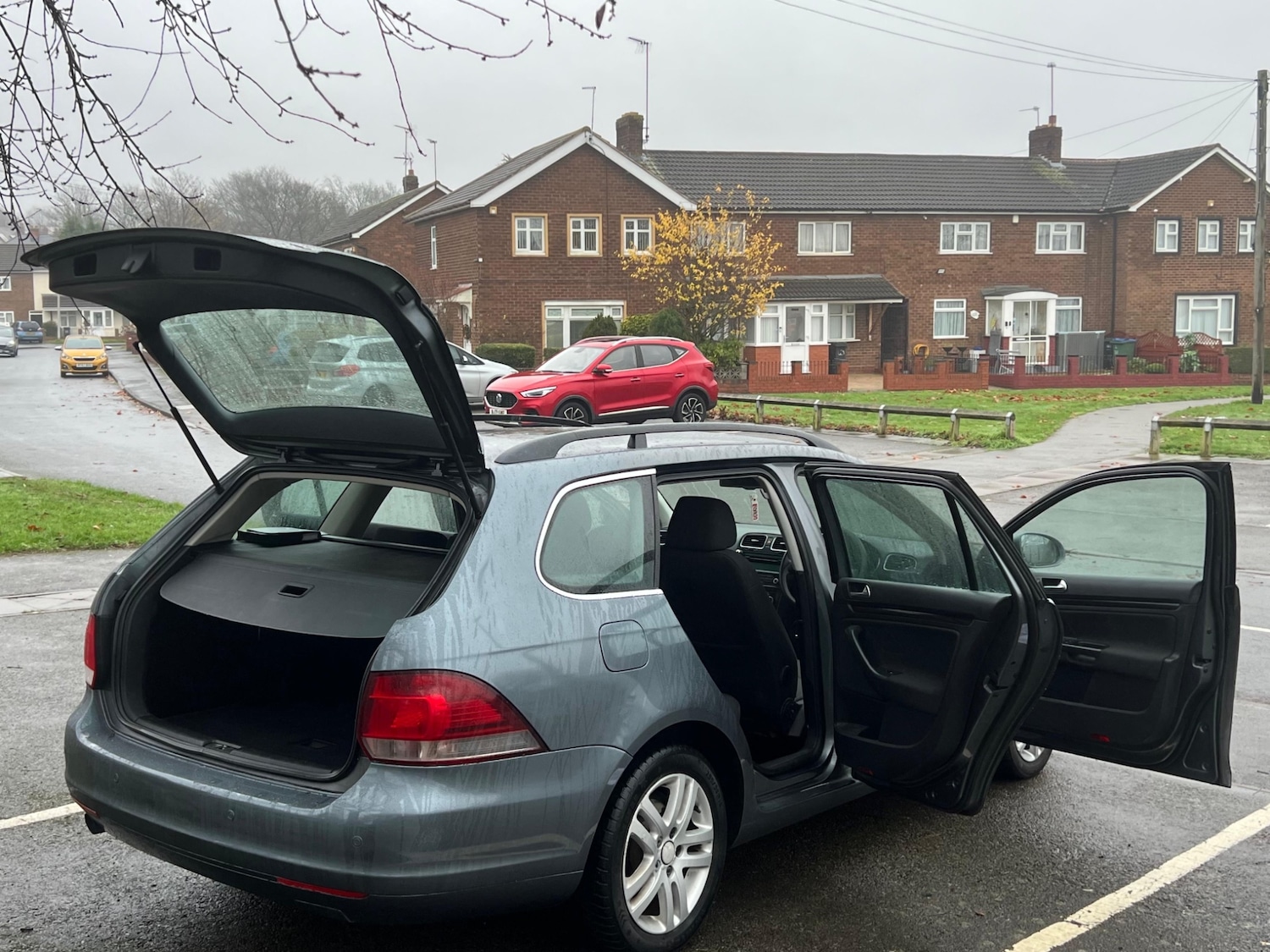 Used Volkswagen Golf 2010 for sale - 76875351: Photo 33