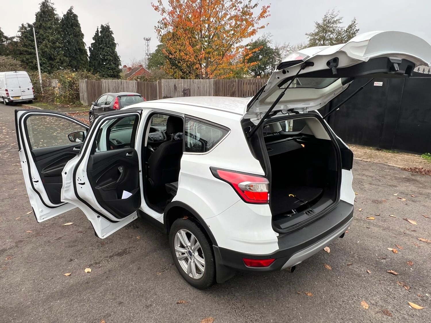 Used Ford Kuga 2017 for sale - 76446997: Photo 40