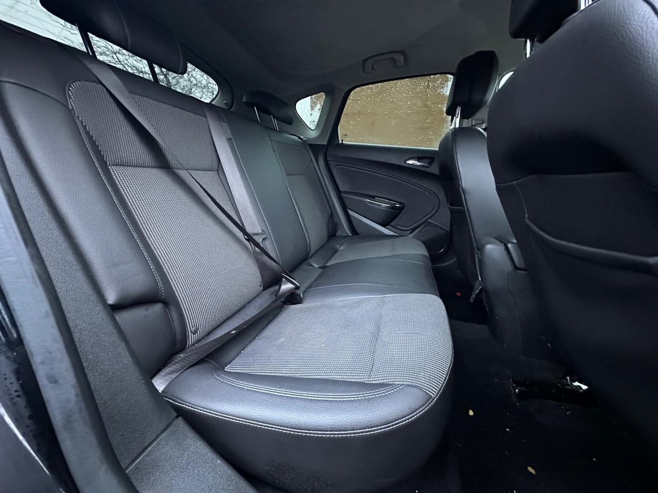 Used Vauxhall Astra 2010 for sale - 76619584: Photo 11