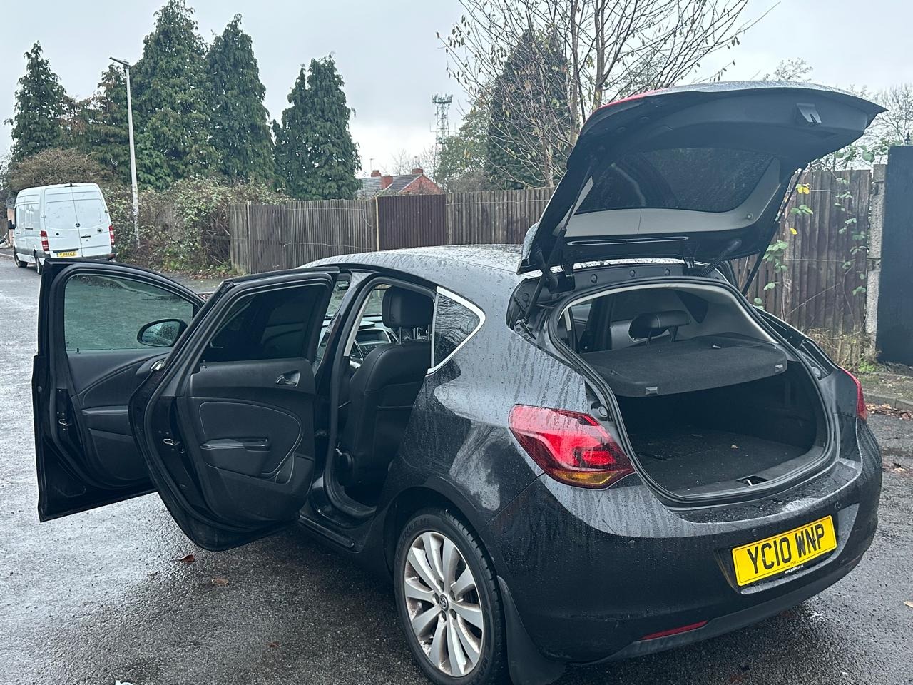 Used Vauxhall Astra 2010 for sale - 76619584: Photo 28