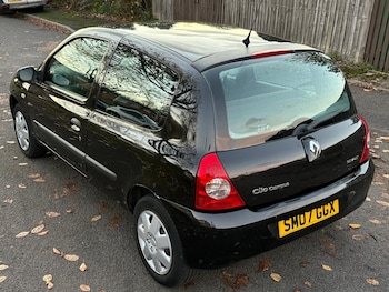 Used Renault Clio 2007 for sale - 76447039: Photo