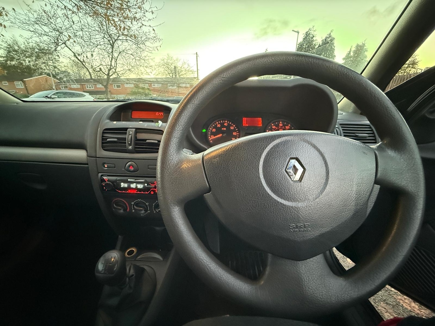 Used Renault Clio 2007 for sale - 76447039: Photo 26