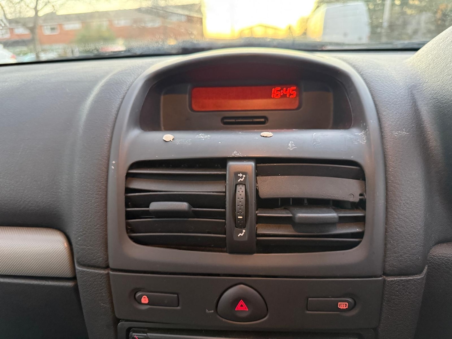 Used Renault Clio 2007 for sale - 76447039: Photo 28