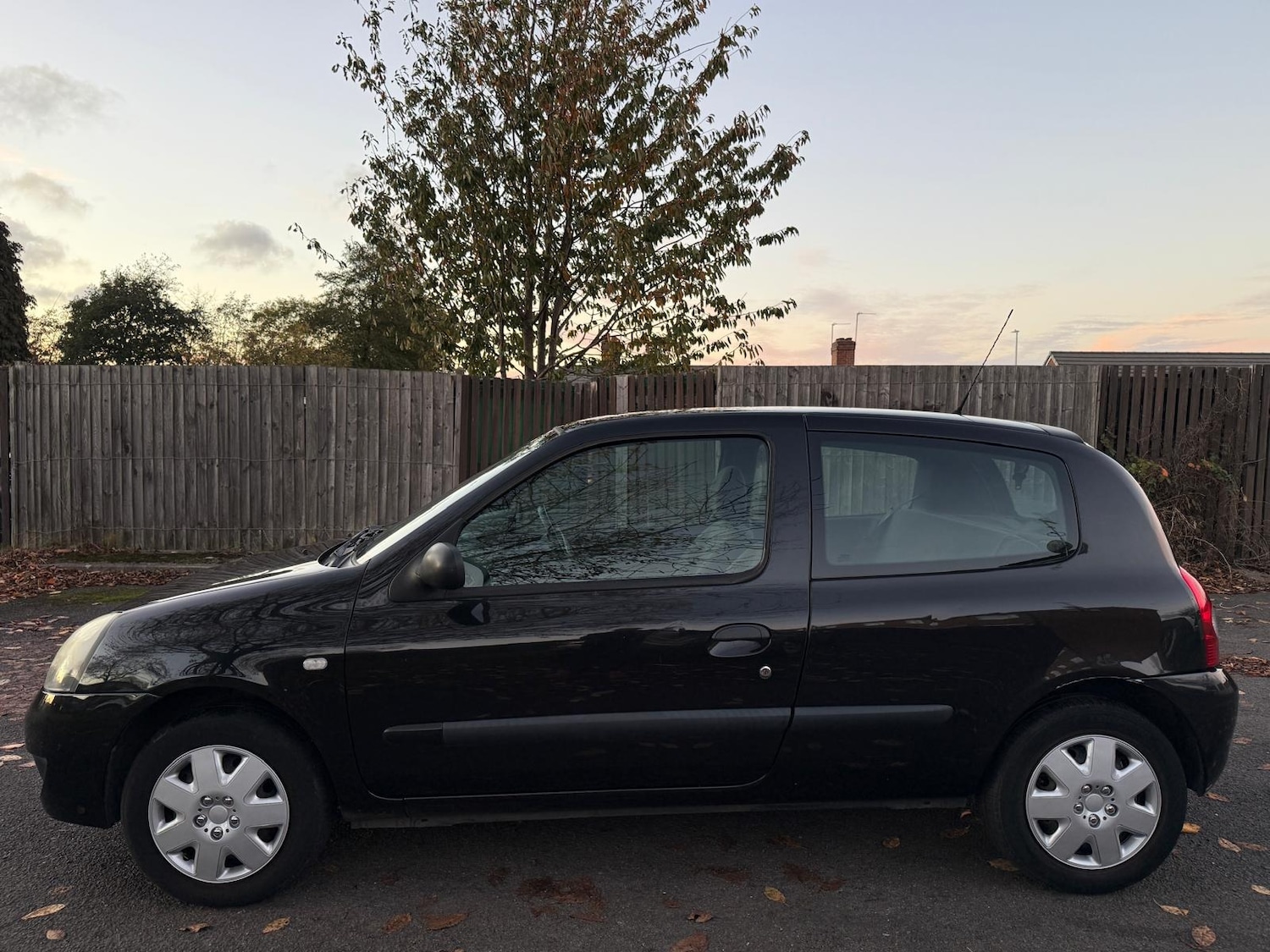 Used Renault Clio 2007 for sale - 76447039: Photo 8