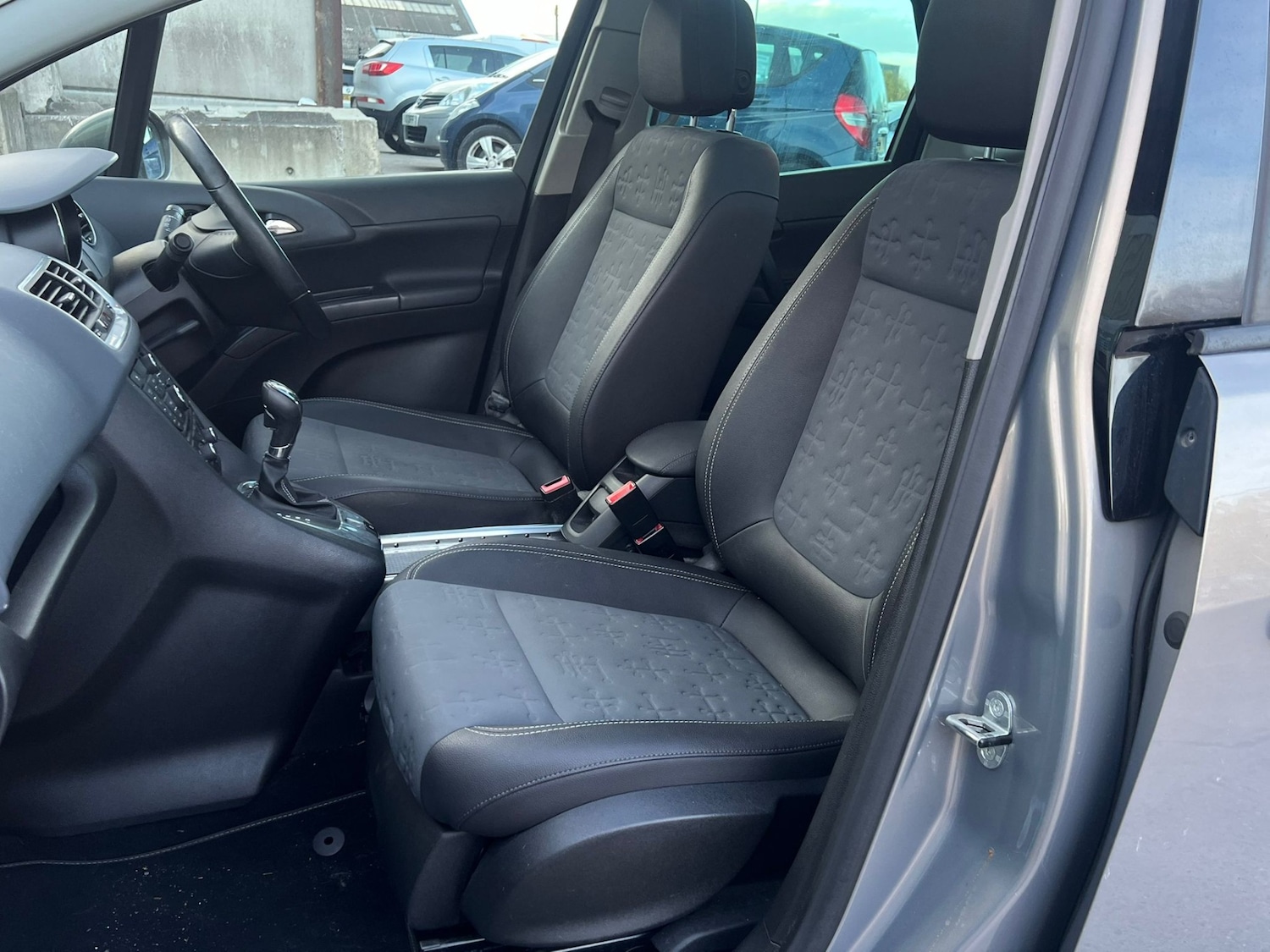 Used Vauxhall Meriva 2011 for sale - 78128689: Photo 22