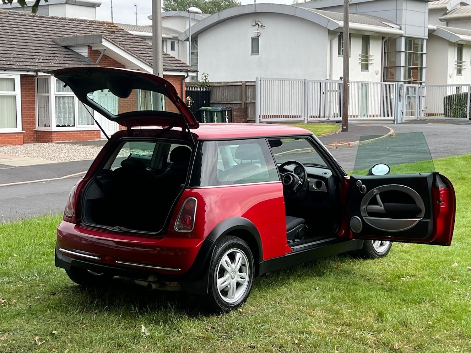 Used MINI Hatch 2005 for sale - 76168087: Photo 11