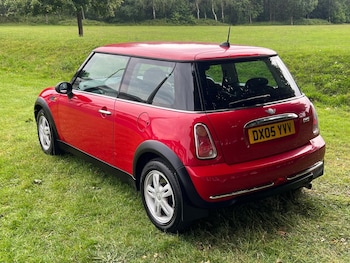 Used MINI Hatch 2005 for sale - 76168087: Photo 2